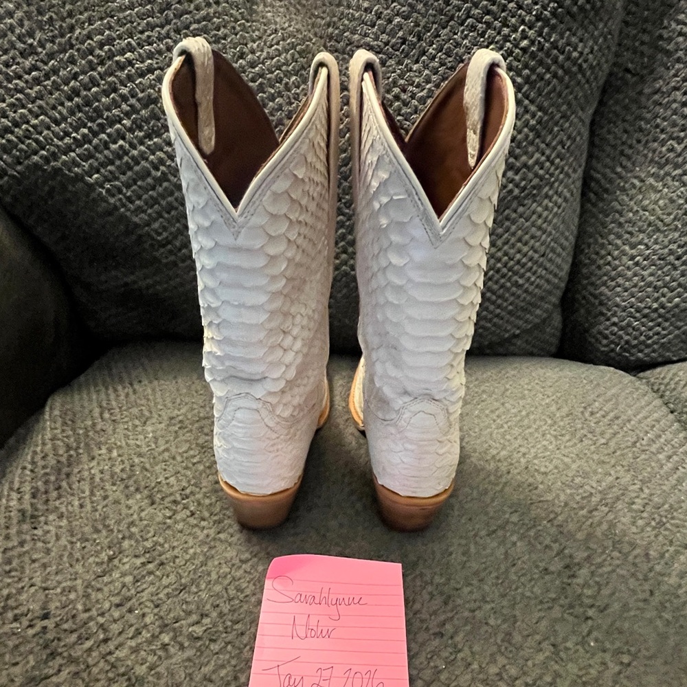 Tecovas Savannah Bone Python Size 8.5 - image 4